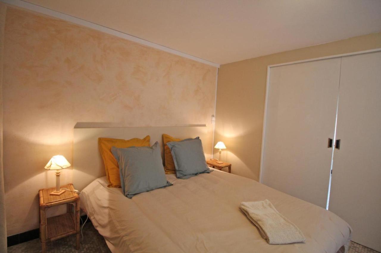 Les Vieux Fourneaux Bed & Breakfast Nantiat Ngoại thất bức ảnh