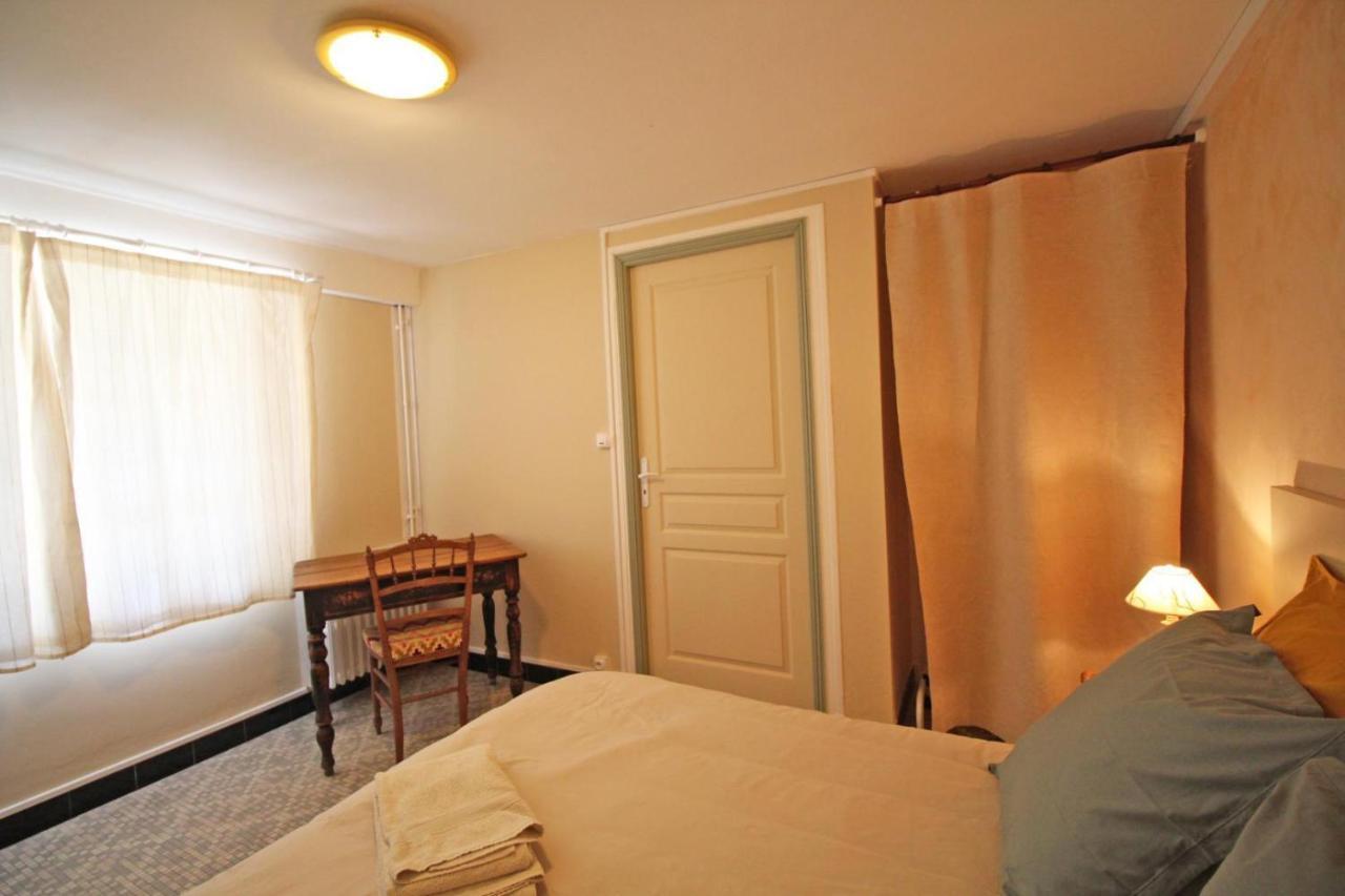 Les Vieux Fourneaux Bed & Breakfast Nantiat Ngoại thất bức ảnh