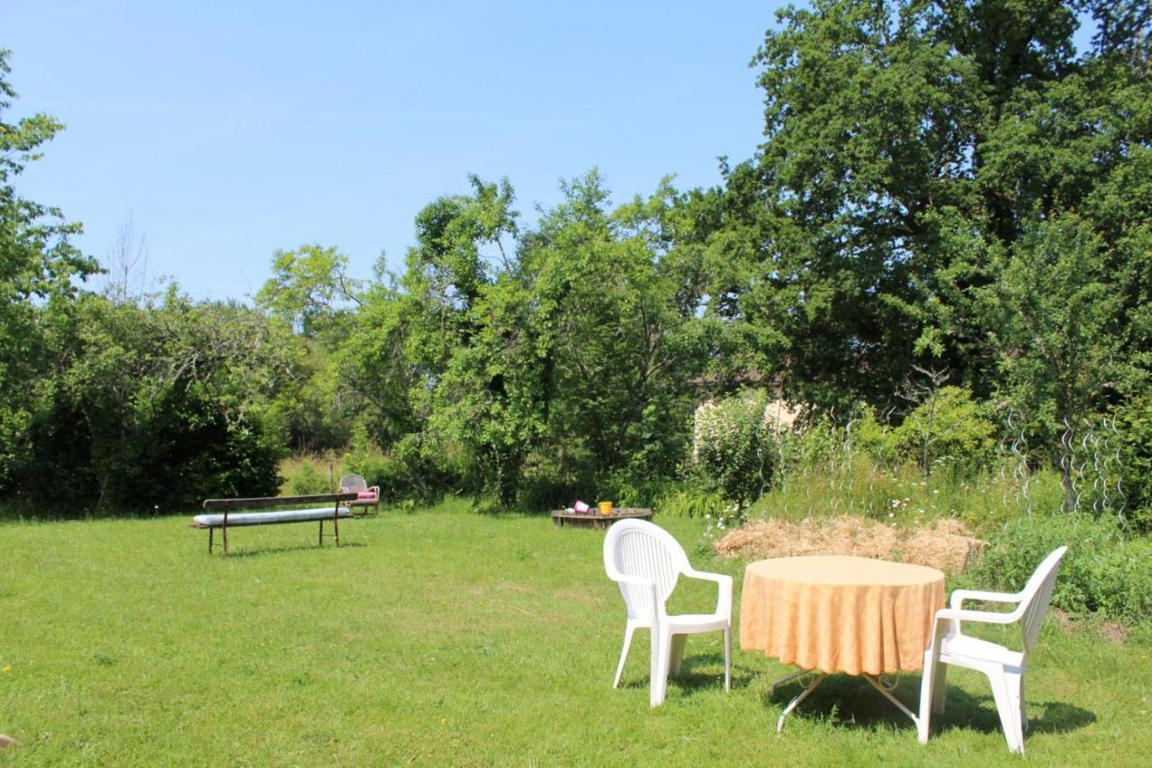 Les Vieux Fourneaux Bed & Breakfast Nantiat Ngoại thất bức ảnh